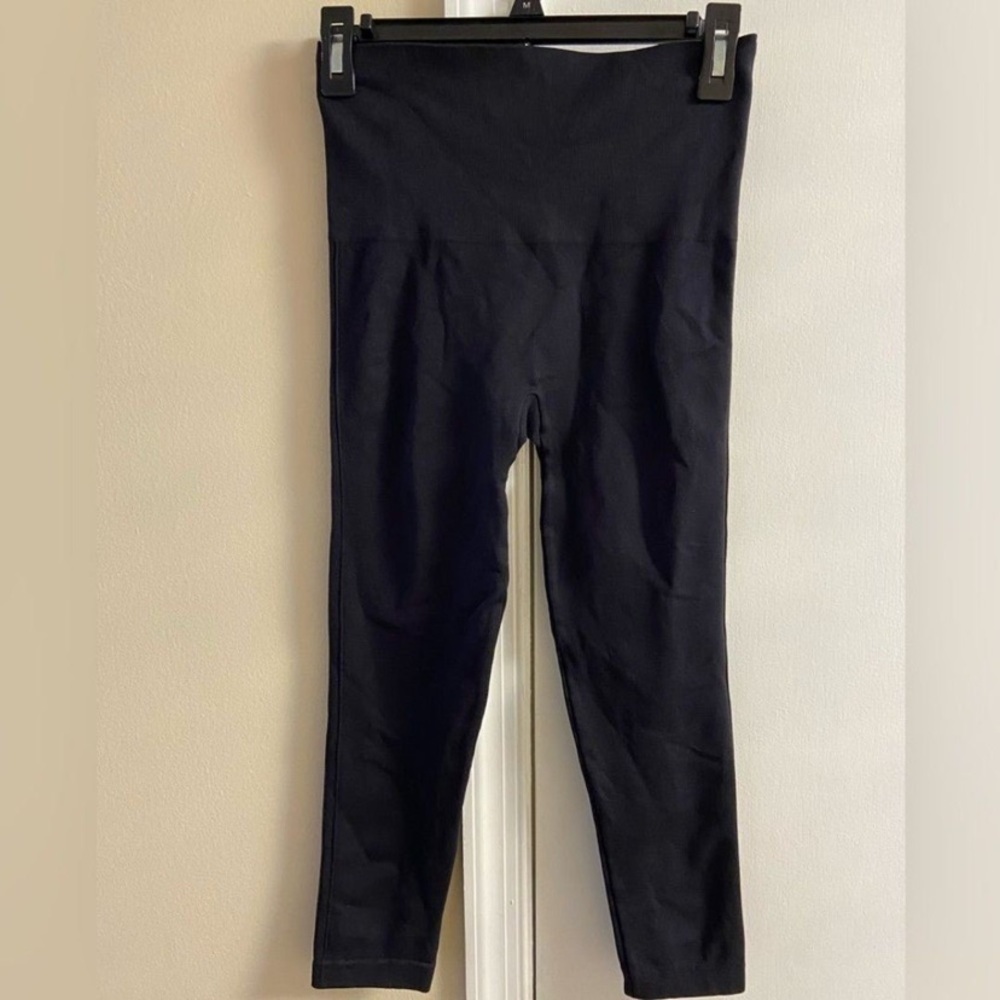 SPANX Midnight Black Leggings cropped Medium